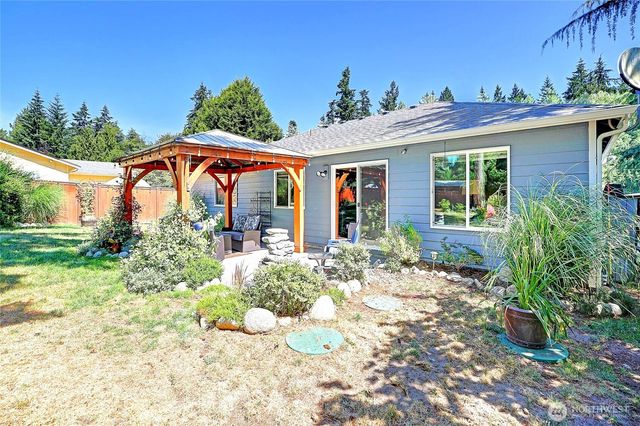 3020 Sauk Drive, Camano Island, WA 98282