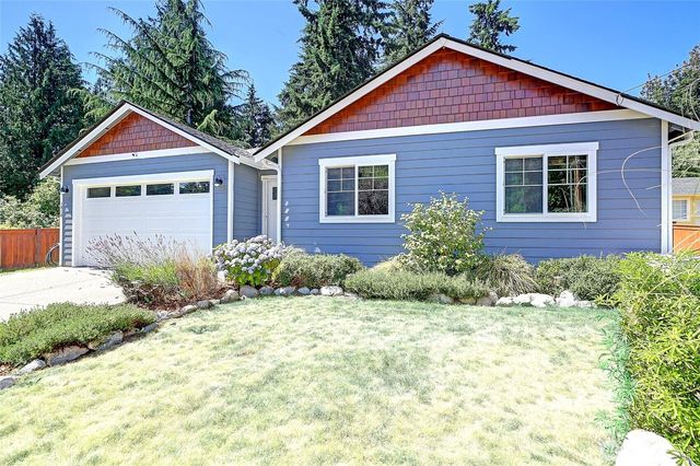 3020 Sauk Drive, Camano Island, WA 98282