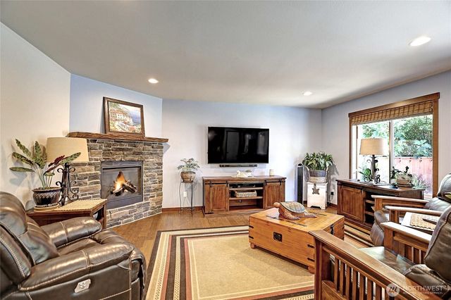 3020 Sauk Drive, Camano Island, WA 98282