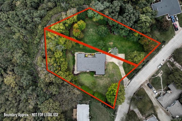 2415 Lookout Drive, Manhattan, KS 66502