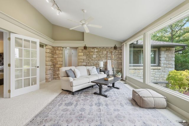 2415 Lookout Drive, Manhattan, KS 66502