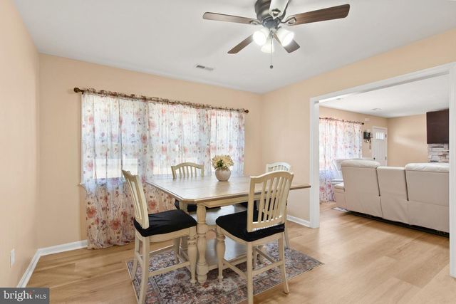 28570 OCEAN GTWY, Salisbury, MD 21801