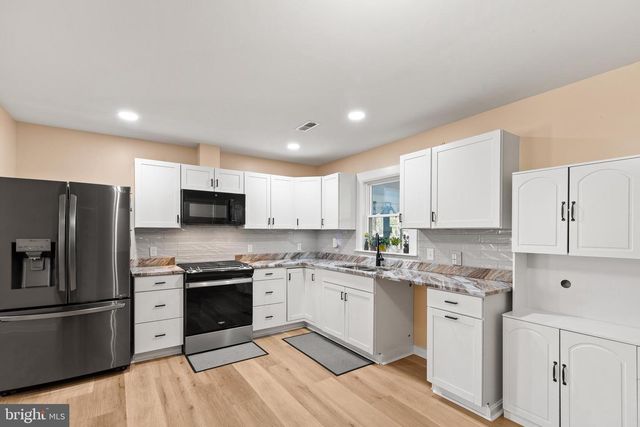 28570 OCEAN GTWY, Salisbury, MD 21801