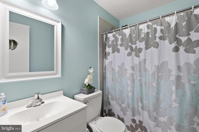 28570 OCEAN GTWY, Salisbury, MD 21801