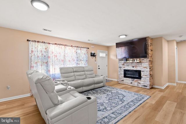 28570 OCEAN GTWY, Salisbury, MD 21801