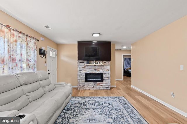 28570 OCEAN GTWY, Salisbury, MD 21801