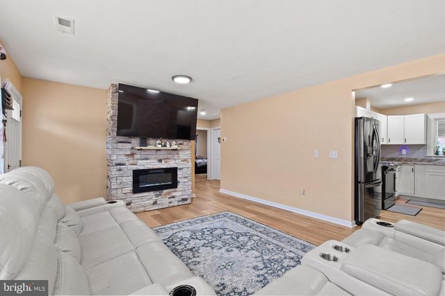 28570 OCEAN GTWY, Salisbury, MD 21801