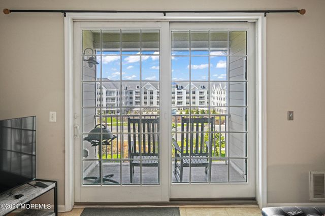 33 Cooper Avenue 402, Long Branch, NJ 07740