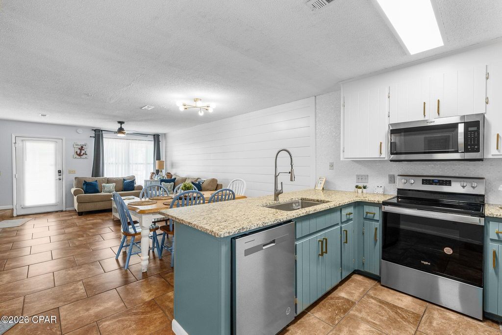 Image 11 of property listing at 36 Chateau Road, Panama City Beach, FL 32413