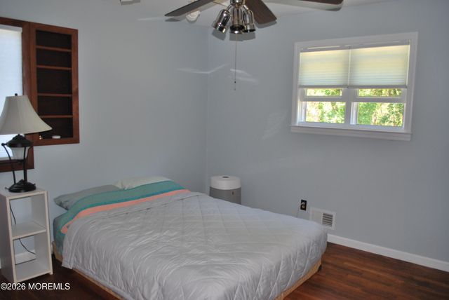 1230 Cattus Island Boulevard, Toms River, NJ 08753