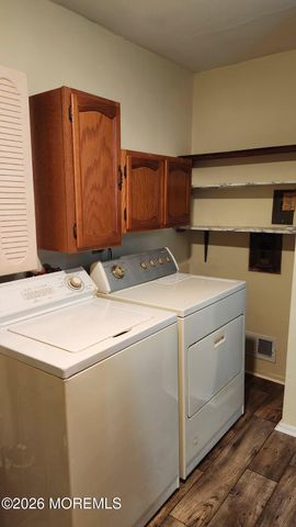 1230 Cattus Island Boulevard, Toms River, NJ 08753
