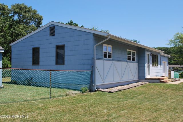 1230 Cattus Island Boulevard, Toms River, NJ 08753