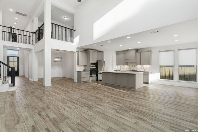 10123 Dapple Colt, San Antonio, TX 78254