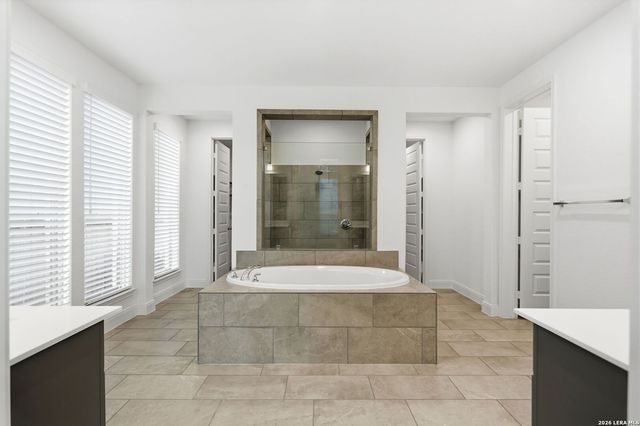 10123 Dapple Colt, San Antonio, TX 78254