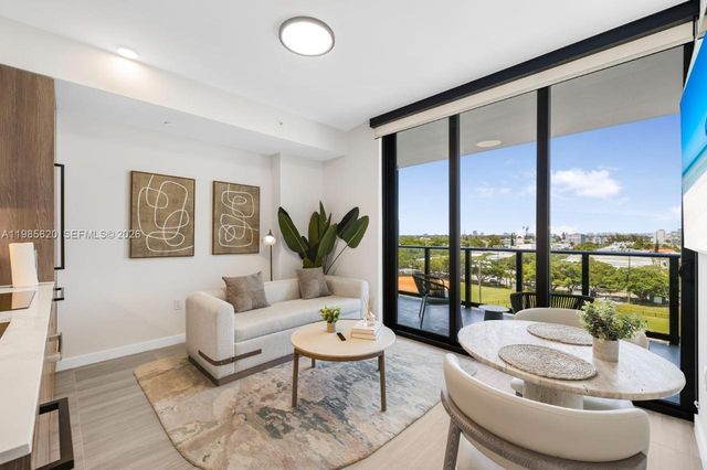 580 72nd St 613, Miami Beach, FL 33141