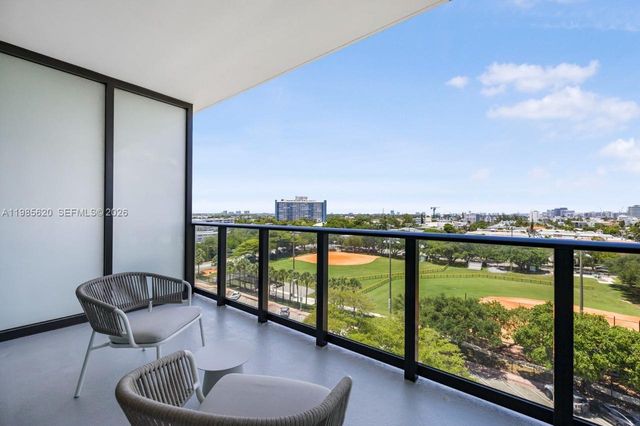 580 72nd St 613, Miami Beach, FL 33141