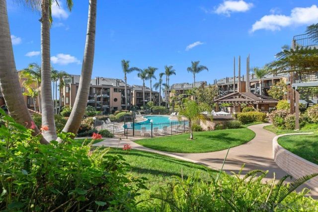 4011 Layang Layang Cir F, Carlsbad, CA 92008