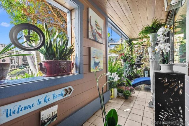 4011 Layang Layang Cir F, Carlsbad, CA 92008