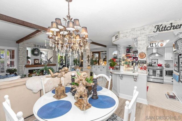 4011 Layang Layang Cir F, Carlsbad, CA 92008