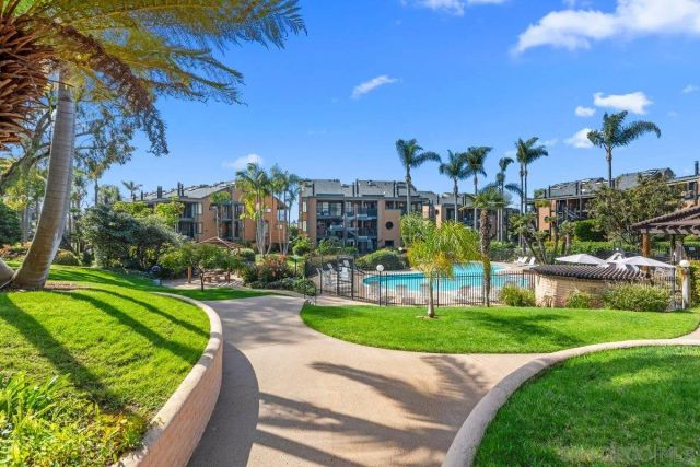 4011 Layang Layang Cir F, Carlsbad, CA 92008