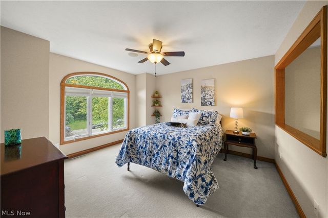 953 Outrigger Cove, Painesville, OH 44077