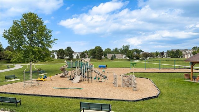 953 Outrigger Cove, Painesville, OH 44077