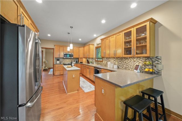 953 Outrigger Cove, Painesville, OH 44077