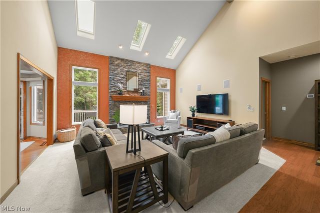 953 Outrigger Cove, Painesville, OH 44077