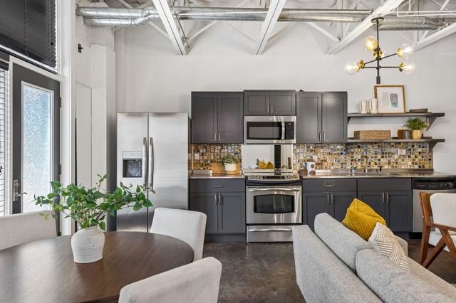 309 Church St Apt 303, Nashville, TN 37201