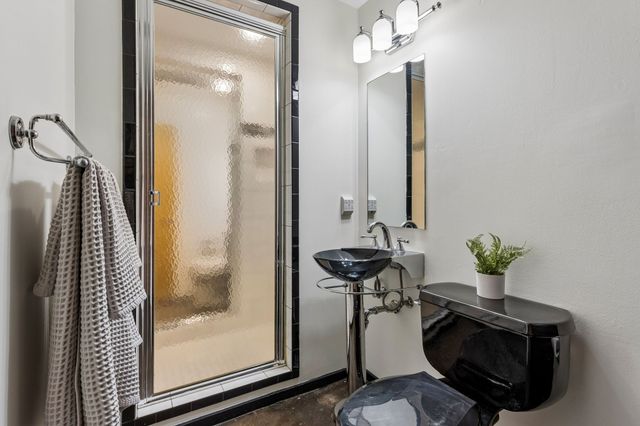 309 Church St Apt 303, Nashville, TN 37201