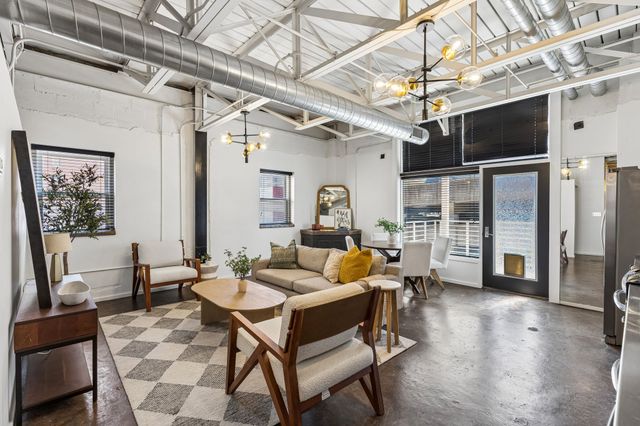 309 Church St Apt 303, Nashville, TN 37201