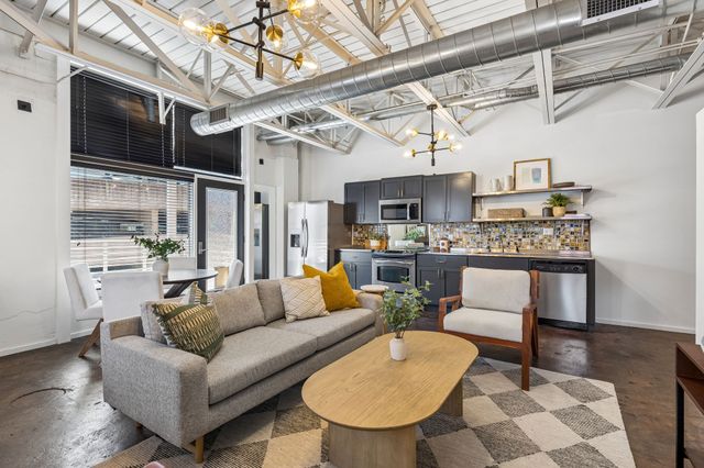 309 Church St Apt 303, Nashville, TN 37201