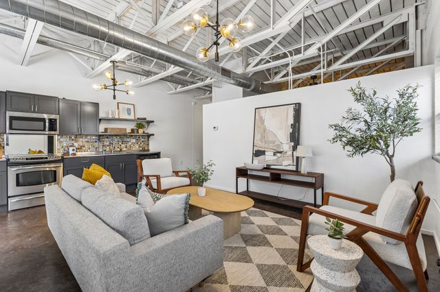 309 Church St Apt 303, Nashville, TN 37201