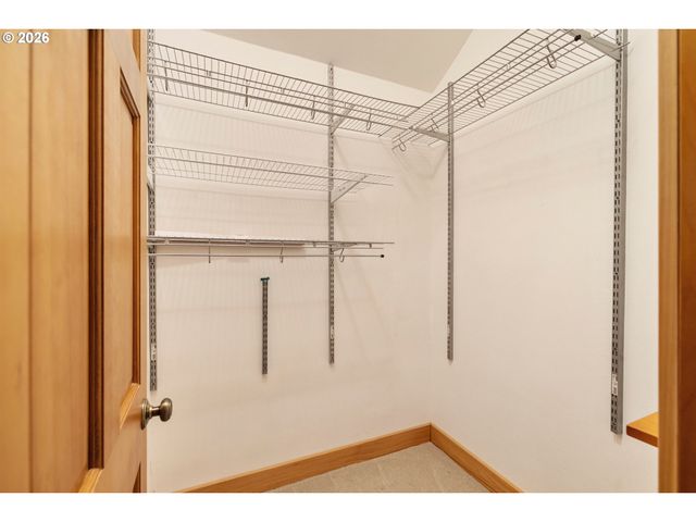 1002 Se UMATILLA St, Portland, OR 97202