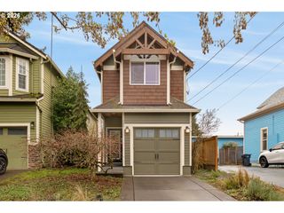 1002 Se UMATILLA St, Portland, OR 97202