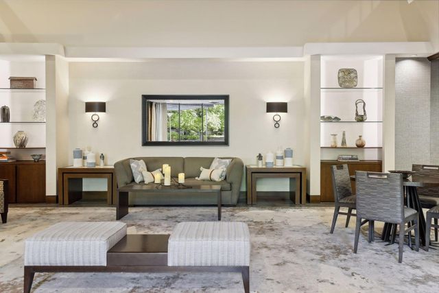 1235 Yale Place 908, Minneapolis, MN 55403