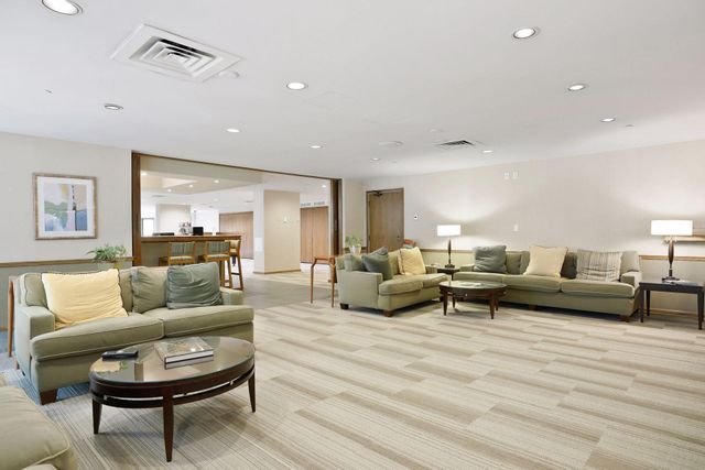 1235 Yale Place 908, Minneapolis, MN 55403