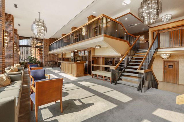 1235 Yale Place 908, Minneapolis, MN 55403