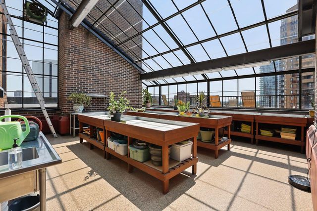 1235 Yale Place 908, Minneapolis, MN 55403