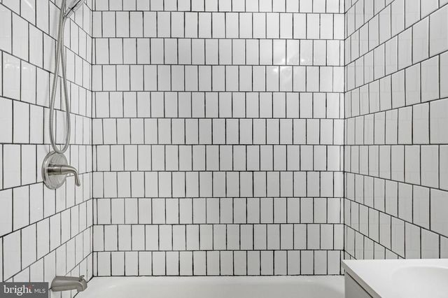 202 GREEN ST, Holmes, PA 19043