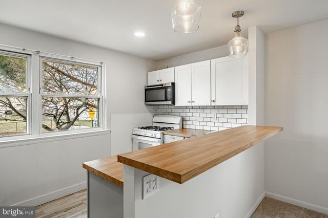 202 GREEN ST, Holmes, PA 19043