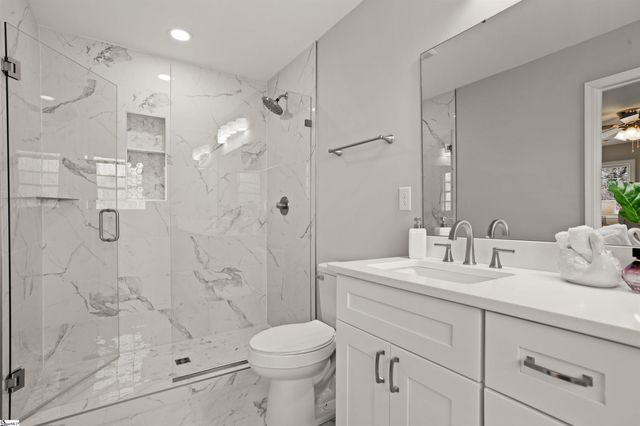 115 Pinetree Lane, Easley, SC 29640