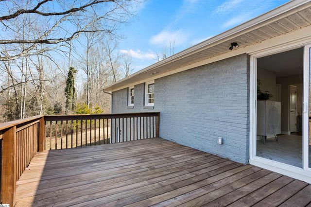 115 Pinetree Lane, Easley, SC 29640