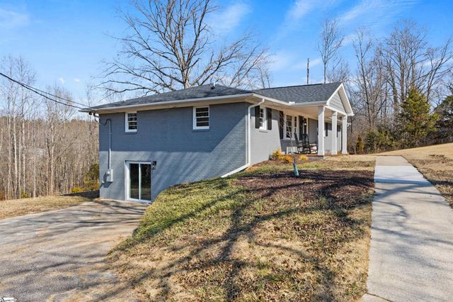 115 Pinetree Lane, Easley, SC 29640