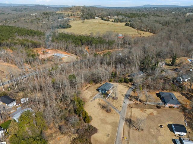 115 Pinetree Lane, Easley, SC 29640