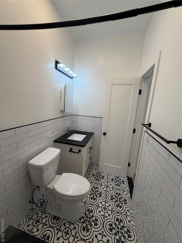 1420 114th Street, College Point, NY 11356