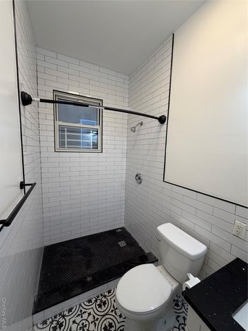 1420 114th Street, College Point, NY 11356