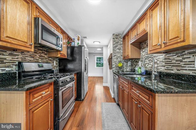 5852 MORNINGBIRD LN, Columbia, MD 21045