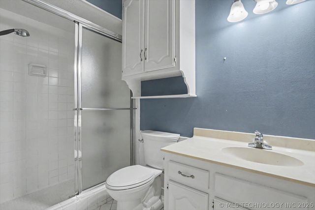 705 Magnolia Court, Broken Arrow, OK 74011