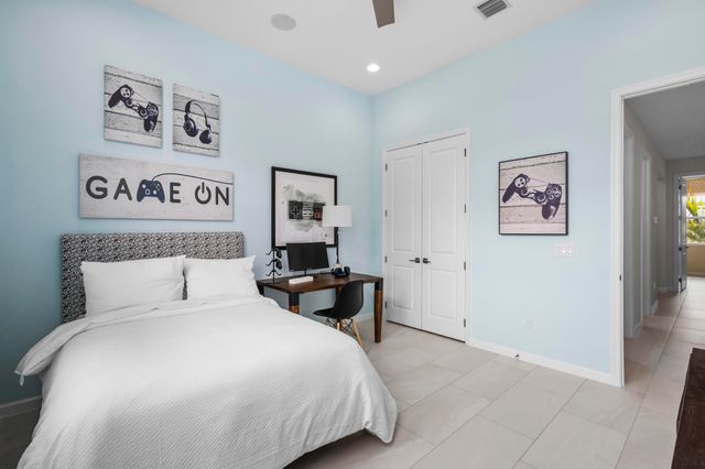 16171 Oakview Drive, Westlake, FL 33470